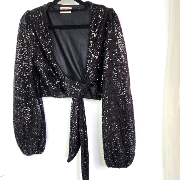 Showpo. black sequin crop jacket top tie front Size 10 - Picture 3 of 13